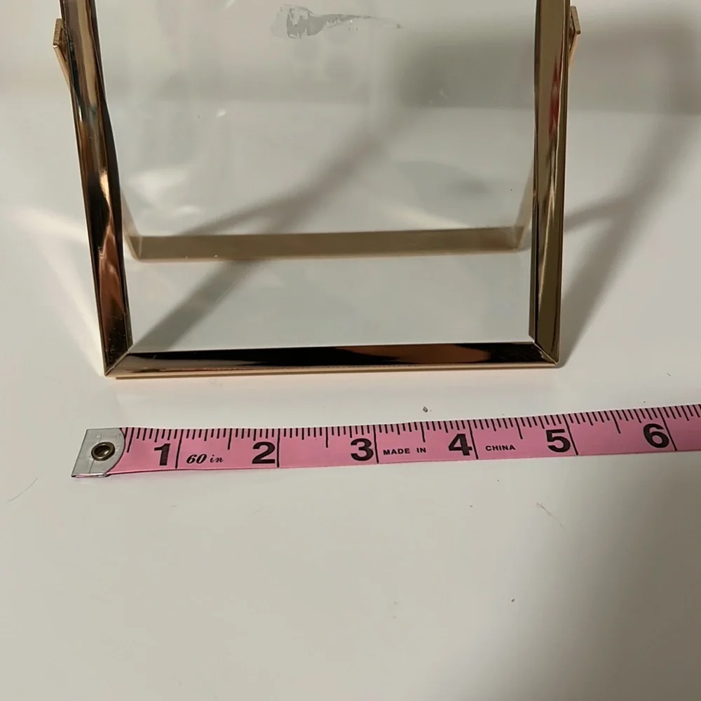Gold Frame - Picture 4 of 5